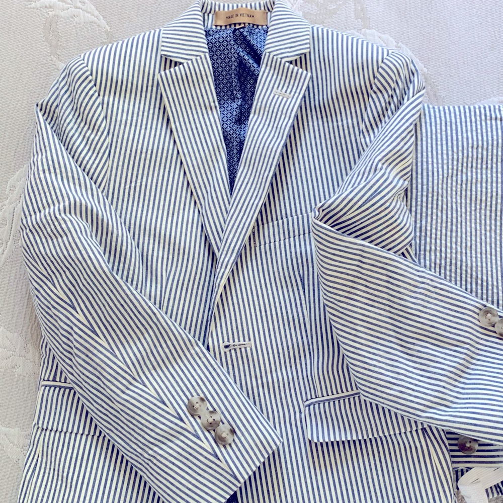 Class Club Boy’s seersucker suit 5/6 Spring& Summer perfection!